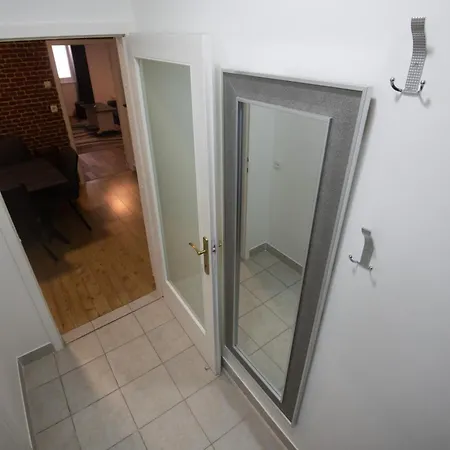 Apartment Maria Q. Cantoni *