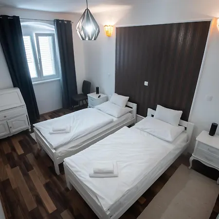 Maria Q. Cantoni Zadar